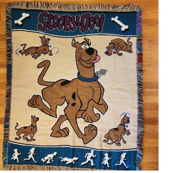 Vintage Scooby-Doo tapestry 90's blanket Cartoon Network 1999 45"x55" few snags - Picture 1 of 8